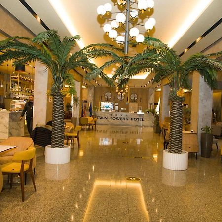 Shëngjin Twin Towers Hotel City & Beach Resort מראה חיצוני תמונה