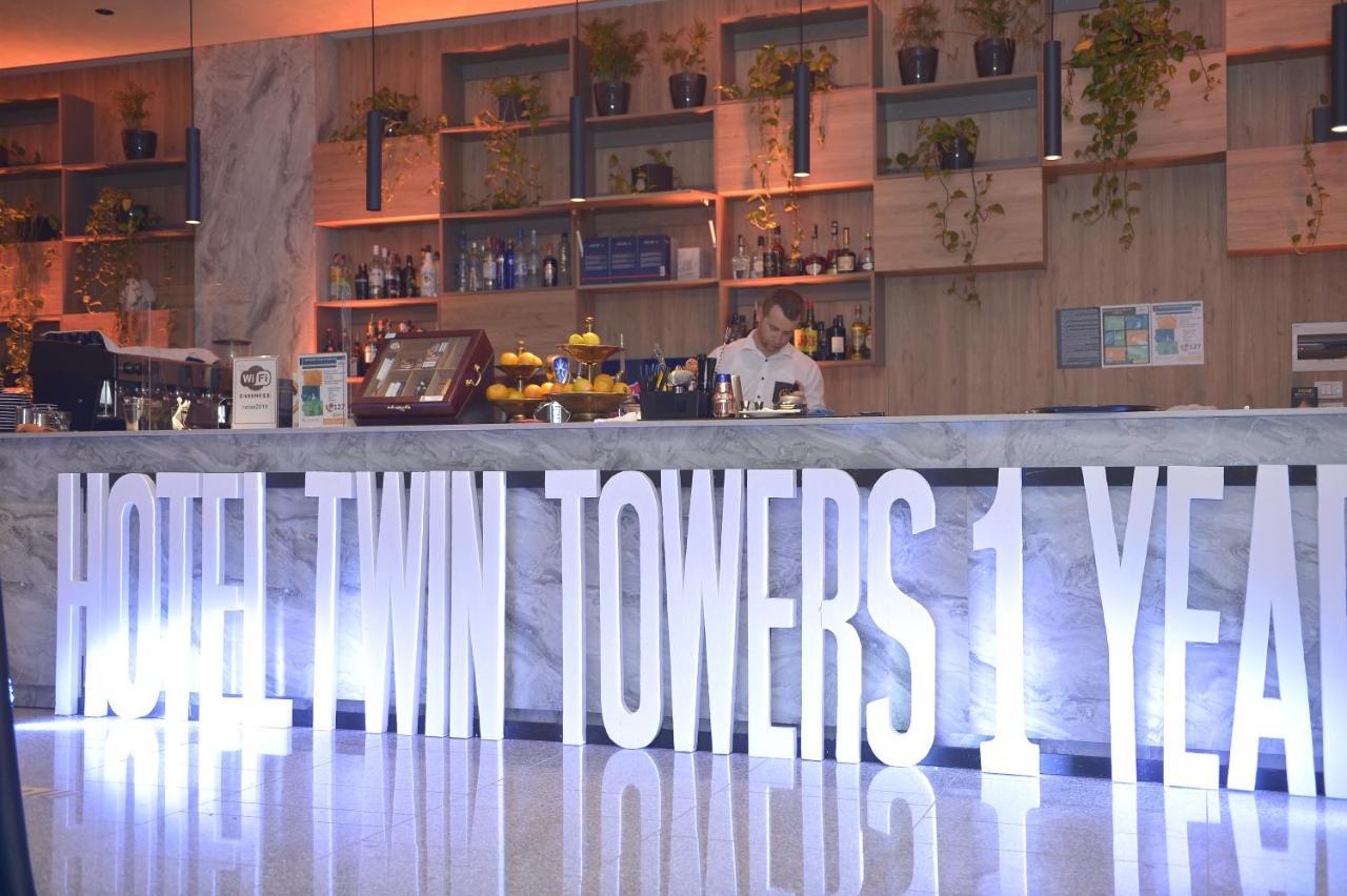 Shëngjin Twin Towers Hotel City & Beach Resort מראה חיצוני תמונה