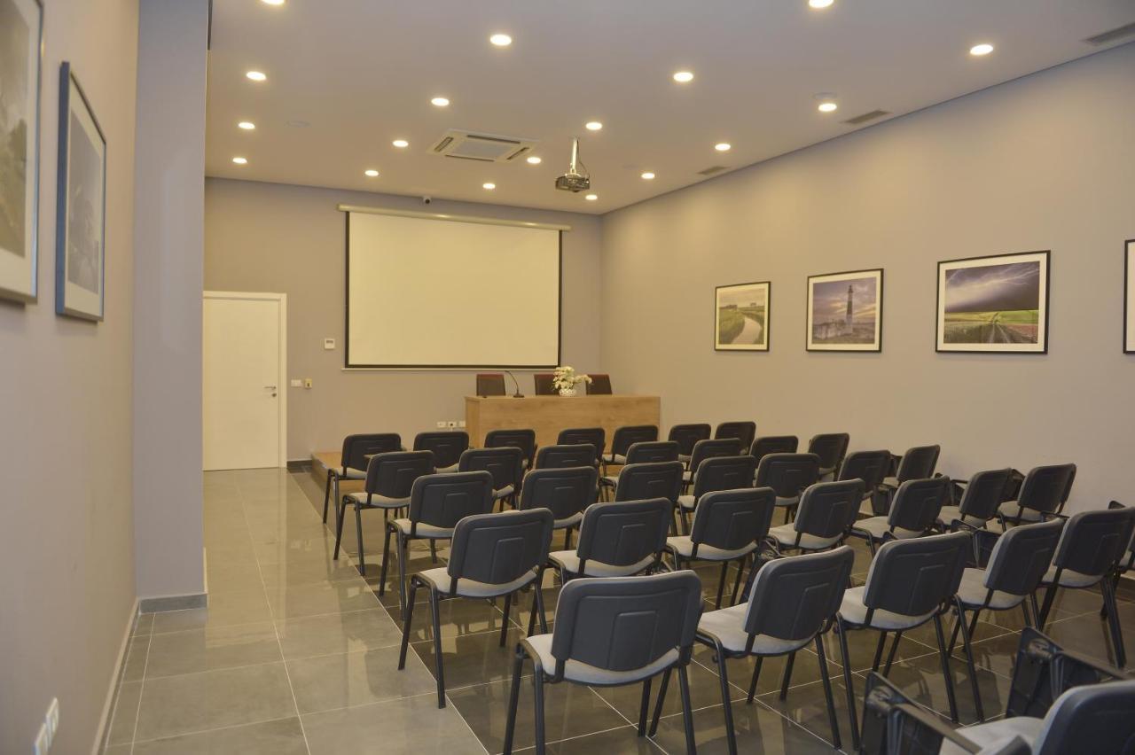 Shëngjin Twin Towers Hotel City & Beach Resort מראה חיצוני תמונה