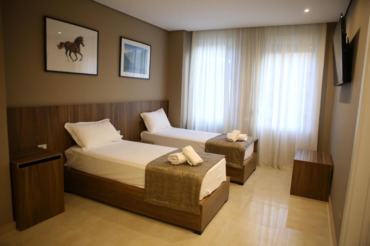 Shëngjin Twin Towers Hotel City & Beach Resort מראה חיצוני תמונה
